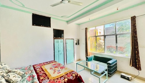 Deluxe Studio, Garden View