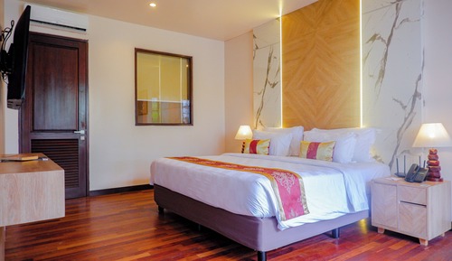 Two Bedrooms Garden View