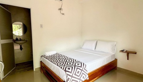 Basic Double Room, Pool View, Poolside