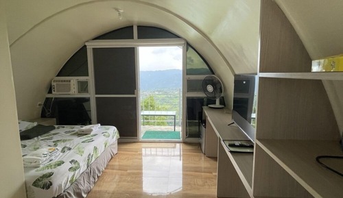 Signature Cabin