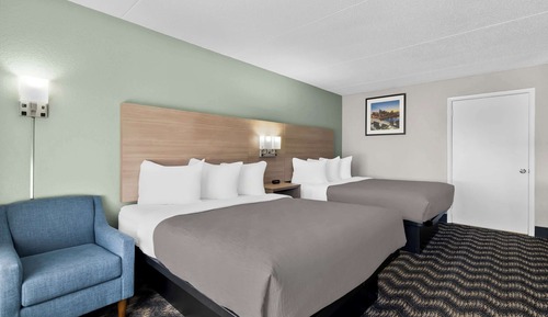 Standard Room, 2 Queen Beds, Non Smoking
