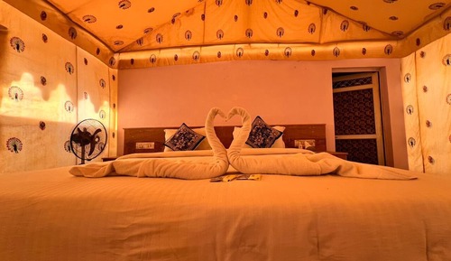 Deluxe Tent