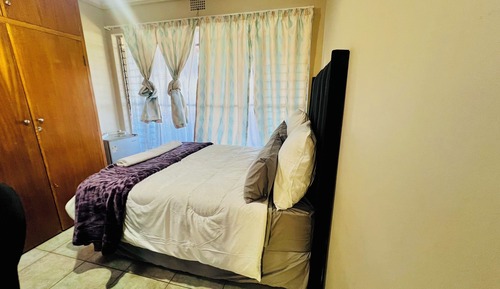 Room, 1 Bedroom, Balcony, Garden View