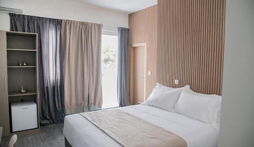 Junior Studio Suite