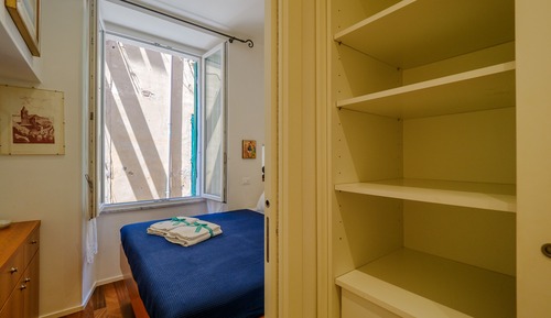Design Apartment, Sea View