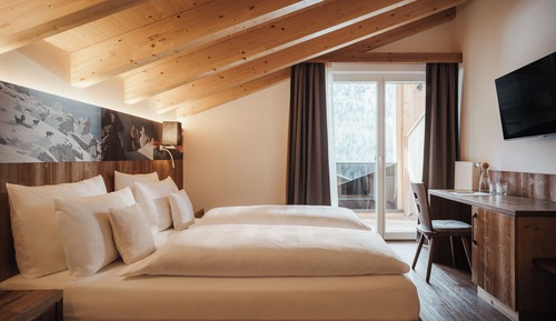 Junior Triple Room