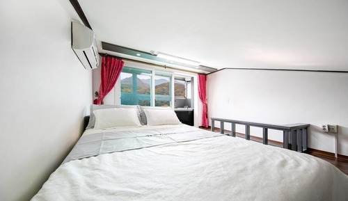 Basic Room, 1 Bedroom (diamond)