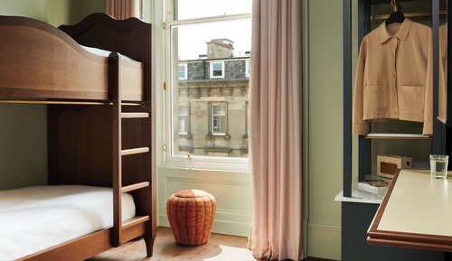 Snug Bunk