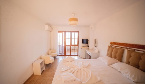 Standard Double Room, City View