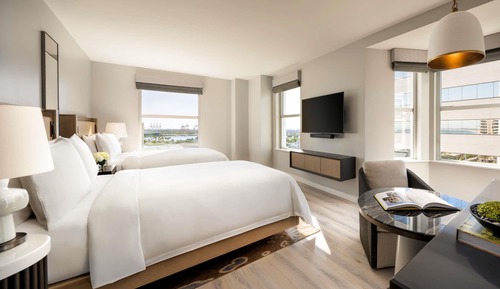 Deluxe Room, 2 Queen Beds, City View