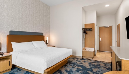 Room, 1 King Bed, Balcony (or Patio)