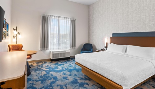Room, 1 King Bed, Accessible, Bathtub (Mobility, Hearing)