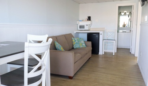 Pool View Suite