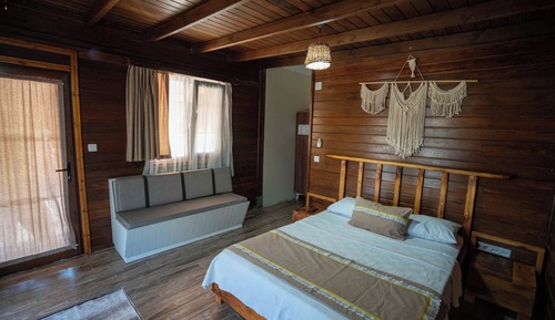 Standard Cottage