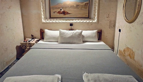 Exclusive Room