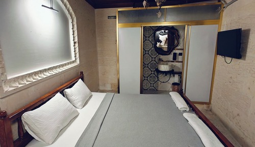 Exclusive Room