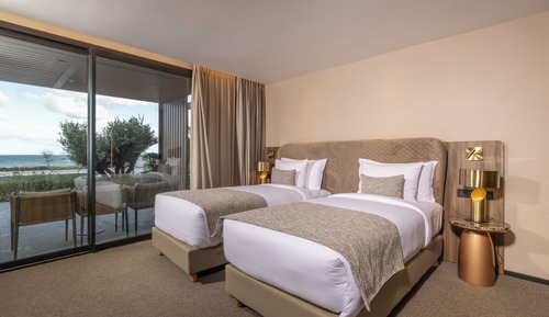 Deluxe Room, 2 Twin Beds, Terrace