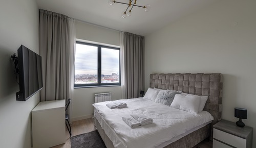 Luxury Apartment, 1 Bedroom, River View