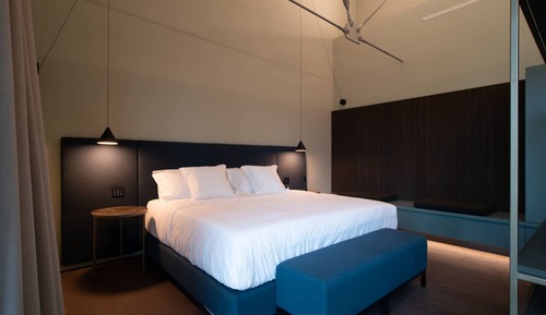 Junior Studio Suite