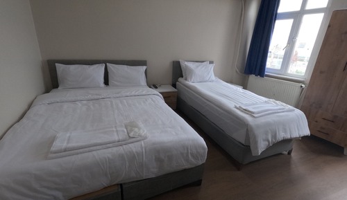 Deluxe Triple Room, Kitchen, Sea View