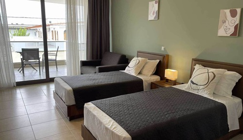 Triple Room Single Beds
