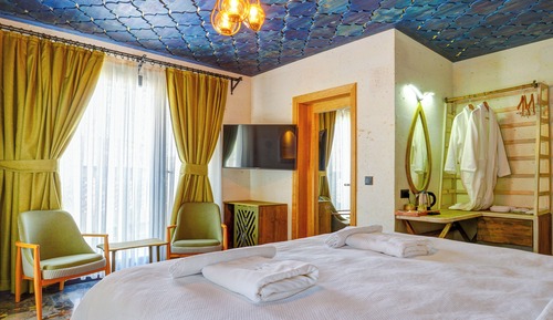 JUNIOR SUITE WITH BALCONY