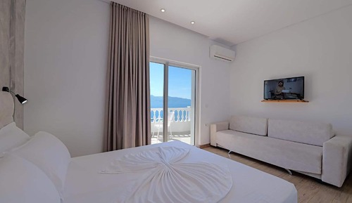 Superior Triple Room, Sea View