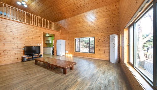 Basic Room, 2 Bedrooms (Carnation)