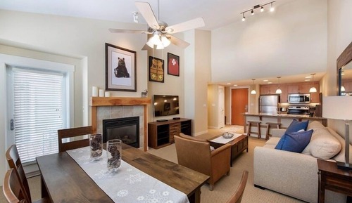 Condo, 2 Bedrooms