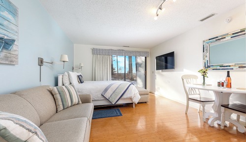 Signature Room, 1 Queen Bed with Sofa bed