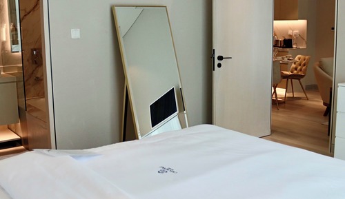 Signature Apartment