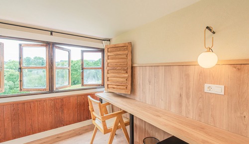 Deluxe Quadruple Room, City View