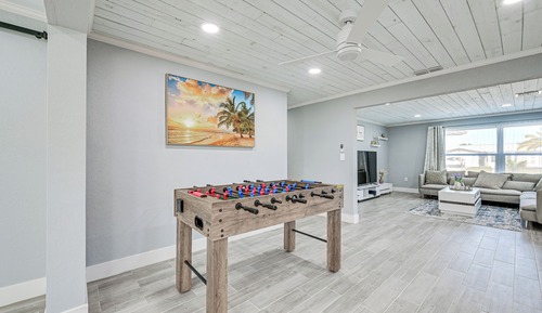 House (4 Bedrooms)