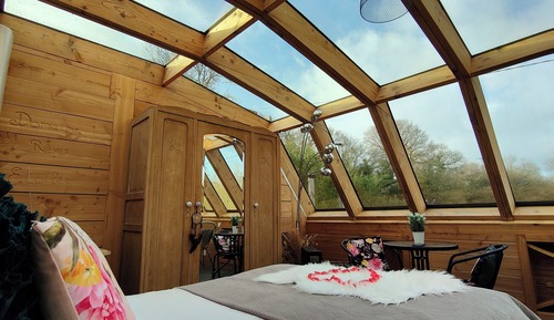 Romantic Cabin