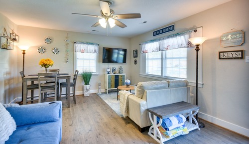 House (2 Bedrooms)