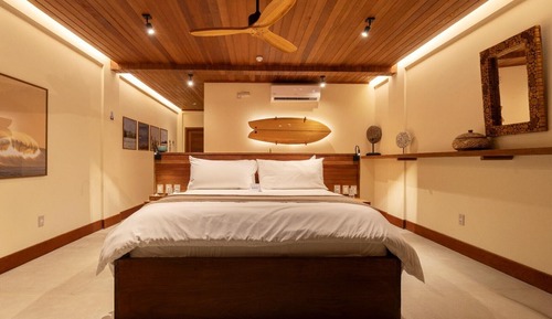 Standard Room, 1 King Bed