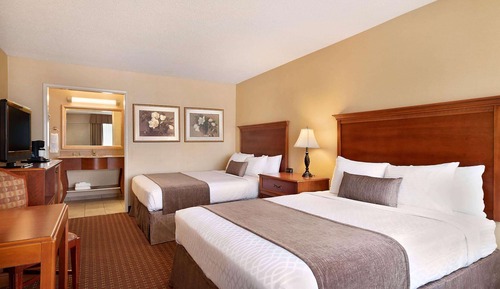 Room, 2 Queen Beds, Non Smoking