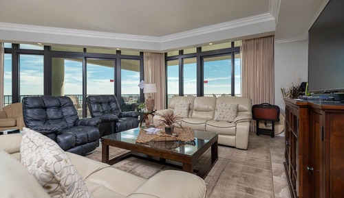 Condo, 4 Bedrooms