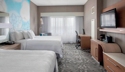 Room, 2 Queen Beds (Mobility/Hearing Accessible, Tub)