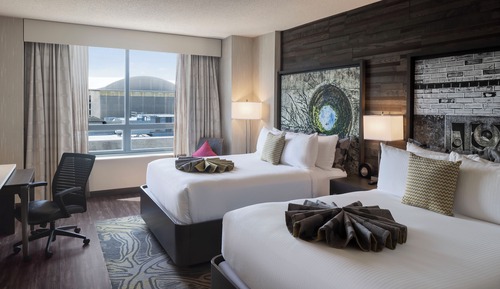Deluxe Room, 2 Queen Beds, View