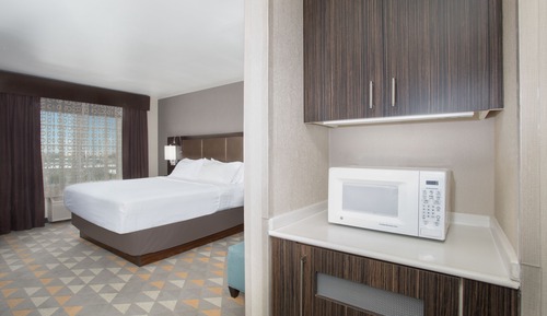Standard Room, 1 King Bed