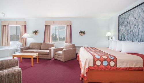Suite, 1 King Bed, Non Smoking