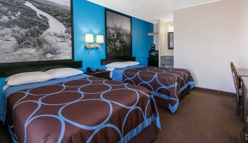 Standard Room, 1 Queen Bed