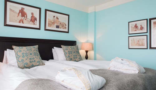 Standard Twin Room (Excluding Pool club)