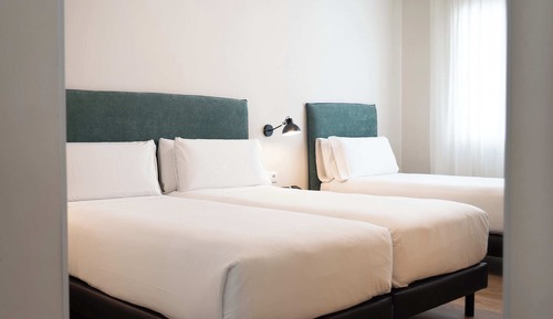 Triple Room (2 adults 1 child)