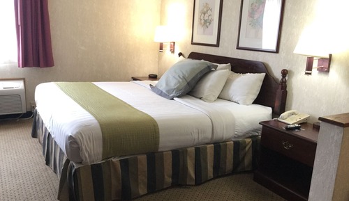 Suite, 1 King Bed, Non Smoking, Jetted Tub