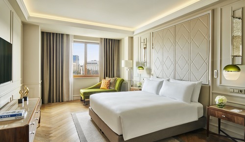 Suite, 1 King Bed, City View