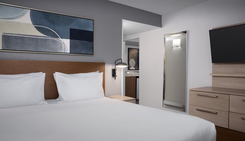 Suite, 1 Bedroom, Balcony, Corner