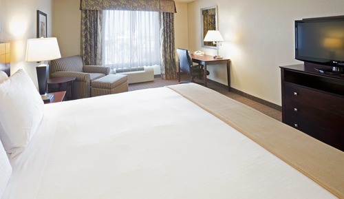 Standard Room, 1 King Bed