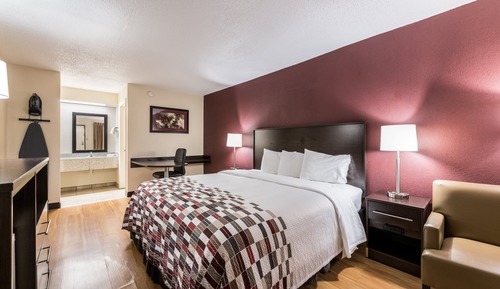 Superior Room, 1 King Bed, Smoking